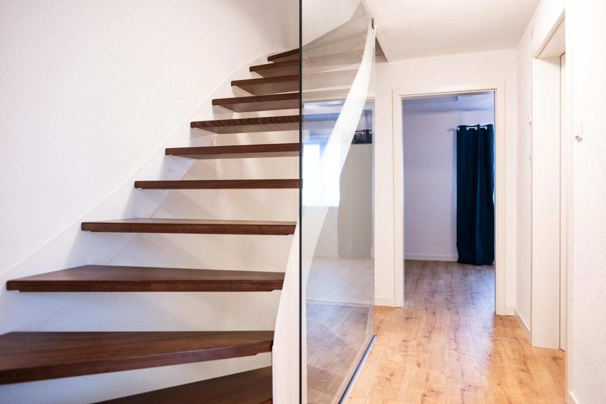 Klassen Apartments! Stadtnahes Ferienhaus* Mit Terrasse In Aulendorf * Fuer 6-8 Personen Εξωτερικό φωτογραφία